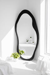 curvy mirror