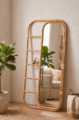 Arc Mirror