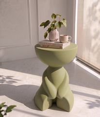 Ursa Bear Table