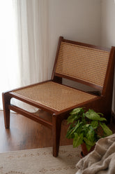 kangaroo chair