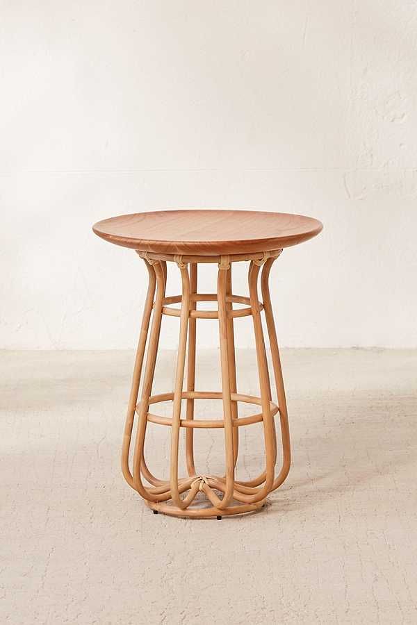 Cora Table