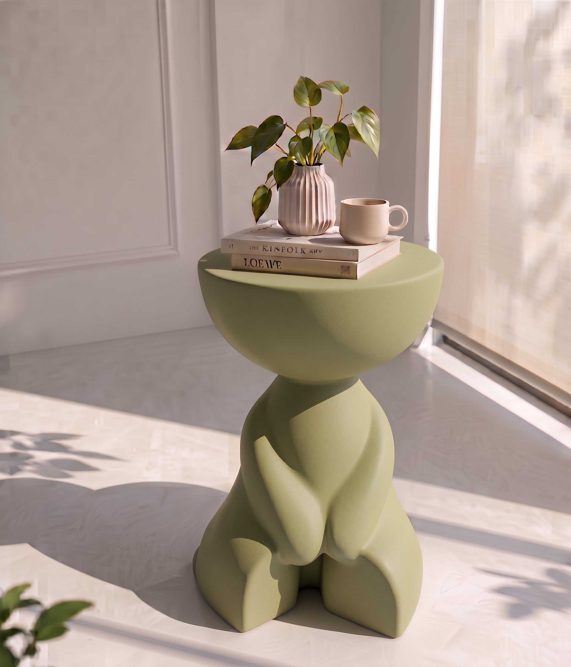 Ursa Bear Table