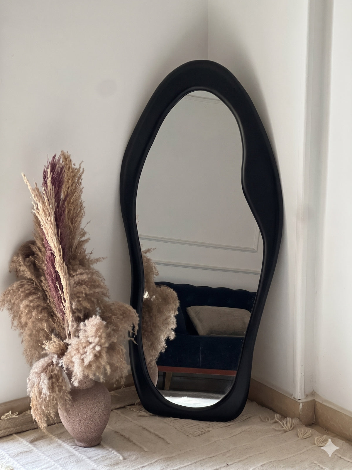 curvy mirror