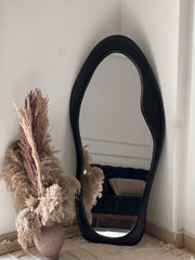 curvy mirror
