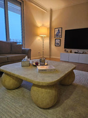 Balls Living Table