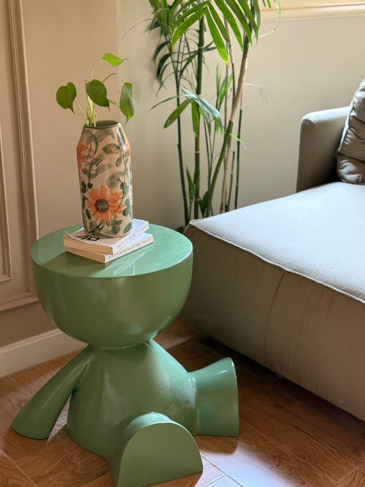 Teddy Table
